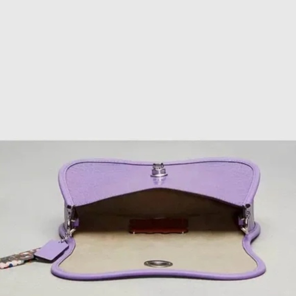 Coach Wavy Dinky Bag Crossbody Iris Croc Embossed Coachtopia Leather - Picture 3 of 7